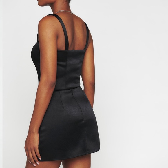 Reformation Vancouver Two Piece in Black NWT Sz 10 - Picture 4 of 6
